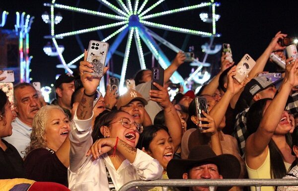 Silao late con fuerza: Entre la magia infantil de Plim Plim y la nostalgia romántica de Los Acosta