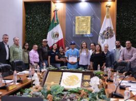 Ayuntamiento reconoce a joven talento deportista de Silao