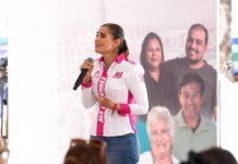 Se reúne Ale Gutiérrez con vecinos de la delegación San Miguel en León