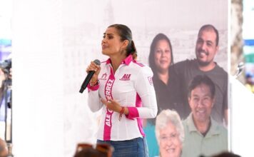 Se reúne Ale Gutiérrez con vecinos de la delegación San Miguel en León