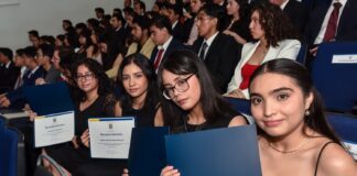 Hay nuevos egresados de la División de Ciencias e Ingenierías de la UG