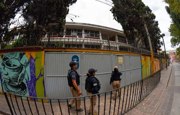 Activan en la capital operativo Escuela Segura durante vacaciones