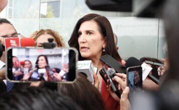 El país necesita un TEPJF pleno, con nombre y apellido, y a favor de la ciudadanía: KLR
