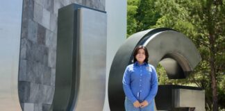 Emily Zamudio, estudiante de la UG, seleccionada por IEEE Women in Photonics