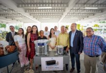 Entregan en León equipamiento para fortalecer emprendimientos