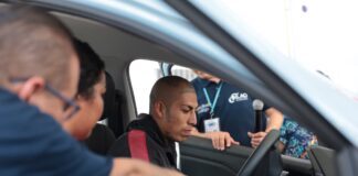 Entregan auto a ganador de sorteo “Con todo el Corazón” en Silao