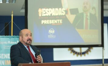 Expone Jorge Espadas soluciones legislativas para León ante Club Rotario