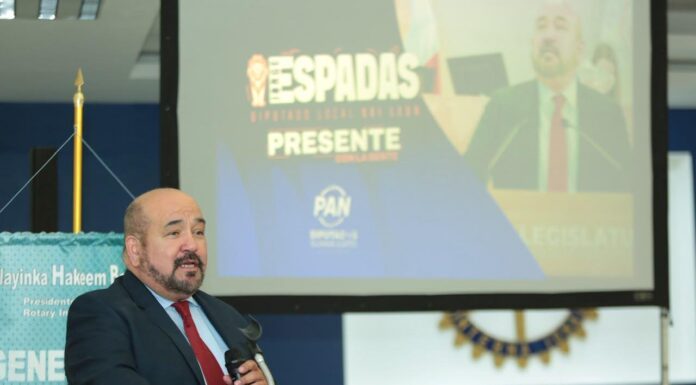 Expone Jorge Espadas soluciones legislativas para León ante Club Rotario