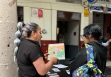 Brindan en Silao información y apoyo sobre planificación familiar
