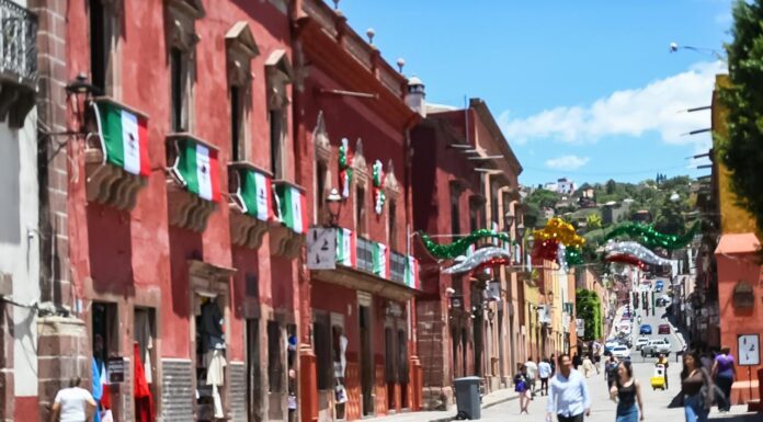 San Miguel de Allende se engalana con Fiestas Patrias y Tradiciones Patronales