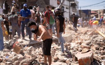 Terremoto en Colombia deja al menos 100 personas muertas