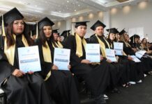 Baja en León población analfabeta con programas educativos
