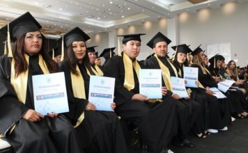 Baja en León población analfabeta con programas educativos