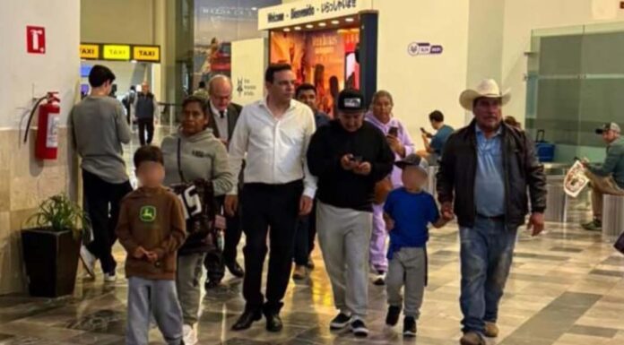 Liam y Víctor regresan a Guananuato con apoyo de programa “MigranTeQuerio”