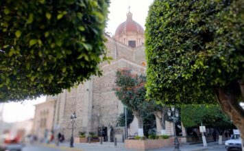 Plaza Libertad en Silao se transforma en galería abierta