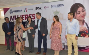 Mujeres logran autonomía económica a través de capacitación en Irapuato