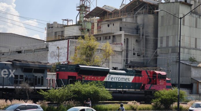 Ferroviarios buscan acuerdos con SHCP para uso de vías para carga