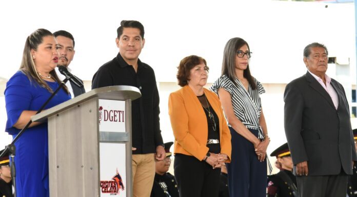 Participa Emmanuel Reyes Carmona en ceremonia de inicio escolar del CBTiS 198