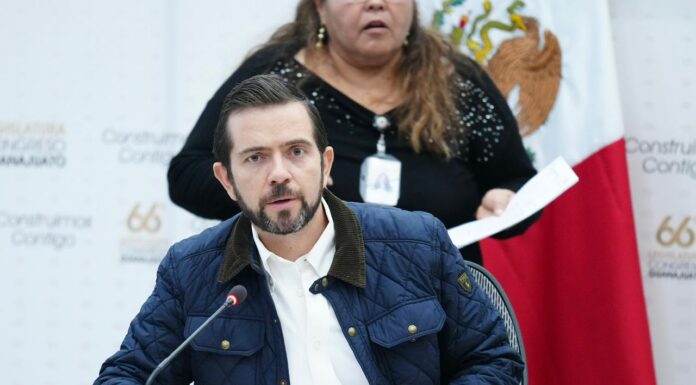 Propone Víctor Zanella proteger al patrimonio público guanajuatense