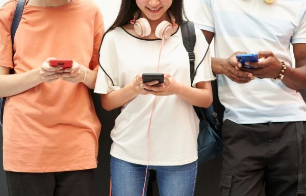 Guanajuato decidirá uso de dispositivos electrónicos en media superior