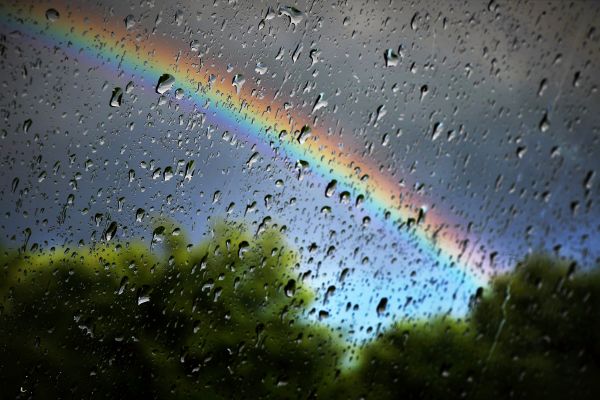 lluvia y sol
