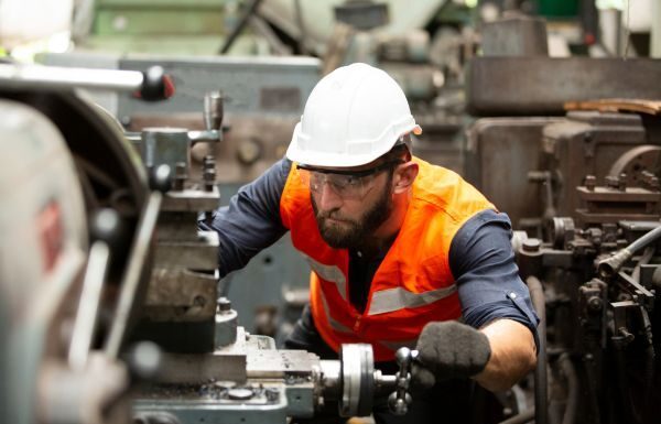 Actividad manufacturera incrementó durante agosto: INEGI