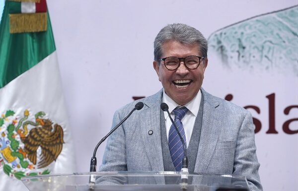 Reconoce Monreal que México enfrenta “problemas económicos”