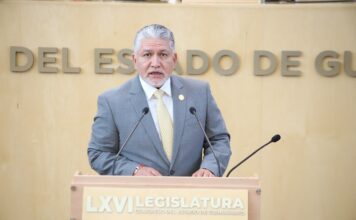 Defender la soberanía es no modificar la Constitución por intereses mezquinos: Arias