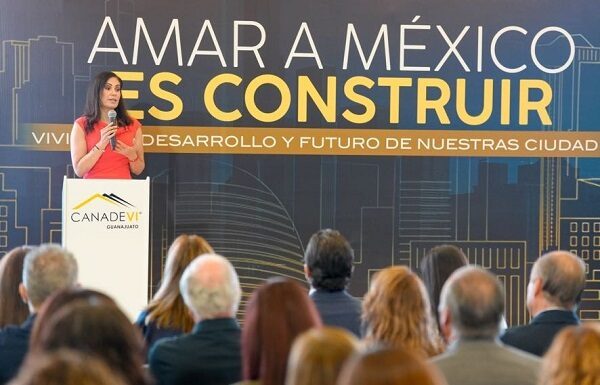 León impulsa que más ciudadanos tengan certeza de su patrimonio