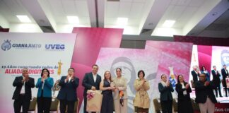 Romper la brecha digital desde casa a través de “Aliadas Digitales” en UVEG