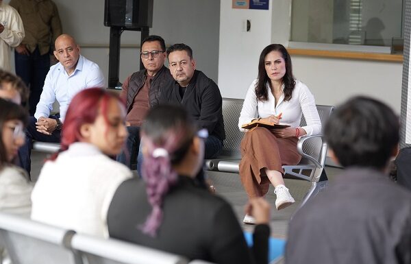 Se reúne Ale Gutiérrez con universitarios; acuerdan mejorar seguridad y movilidad