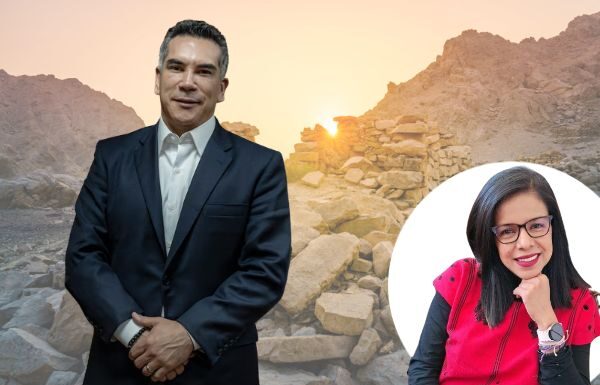 Alejandro Moreno “Alito” entre ruinas