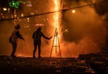 San Miguel espera el día que apaga la noche para que arda el cielo