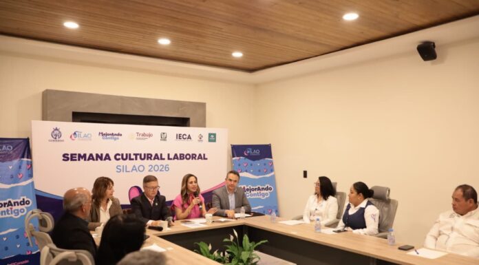 Impulsa Menalie Murillo capacitación en el sector laboral de Silao