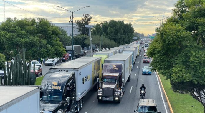 Con movilización masiva, transportistas exigen a federación seguridad