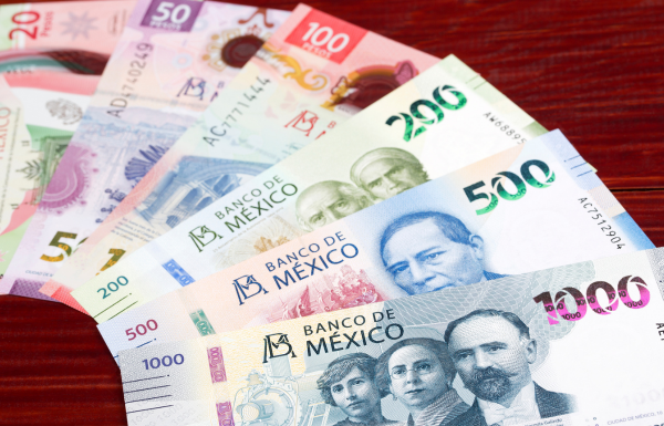 Peso en su peor nivel; el viernes cerró en su nivel más bajo en tres años