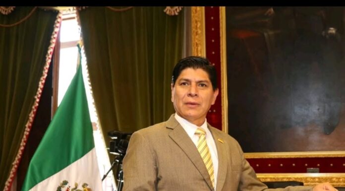 Voy a participar por la alcaldía de Doctor Mora como mujer: Isidoro Bazaldúa