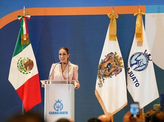 Defiende Libia Dennise reserva de 13 municipios para candidatas en Guanajuato
