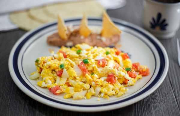 Por esta razón, échale huevos al desayuno