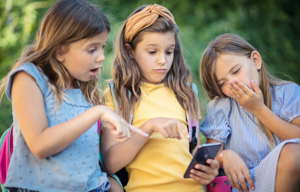 Establecerá SEG protocolo para regular uso de celulares en escuelas