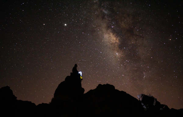 El hallazgo del telescopio James Webb que reescribe lo que sabíamos sobre el origen del agua en el universo