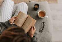 Tres libros fundamentales para desconectar del ruido y viajar a través de la literatura